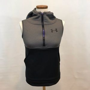 Under Armour Girls Sleeveless Hoodie Size M